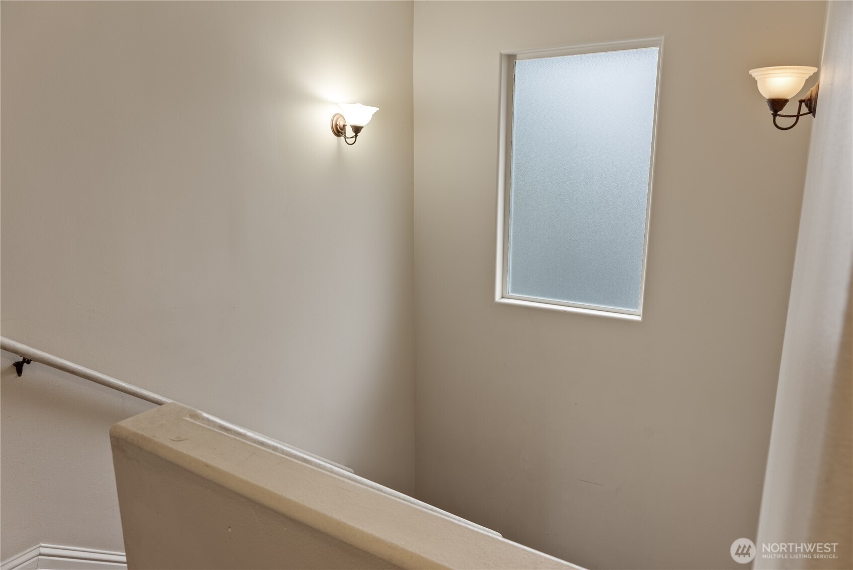 1203 E Section Street , Mount Vernon, WA 98274