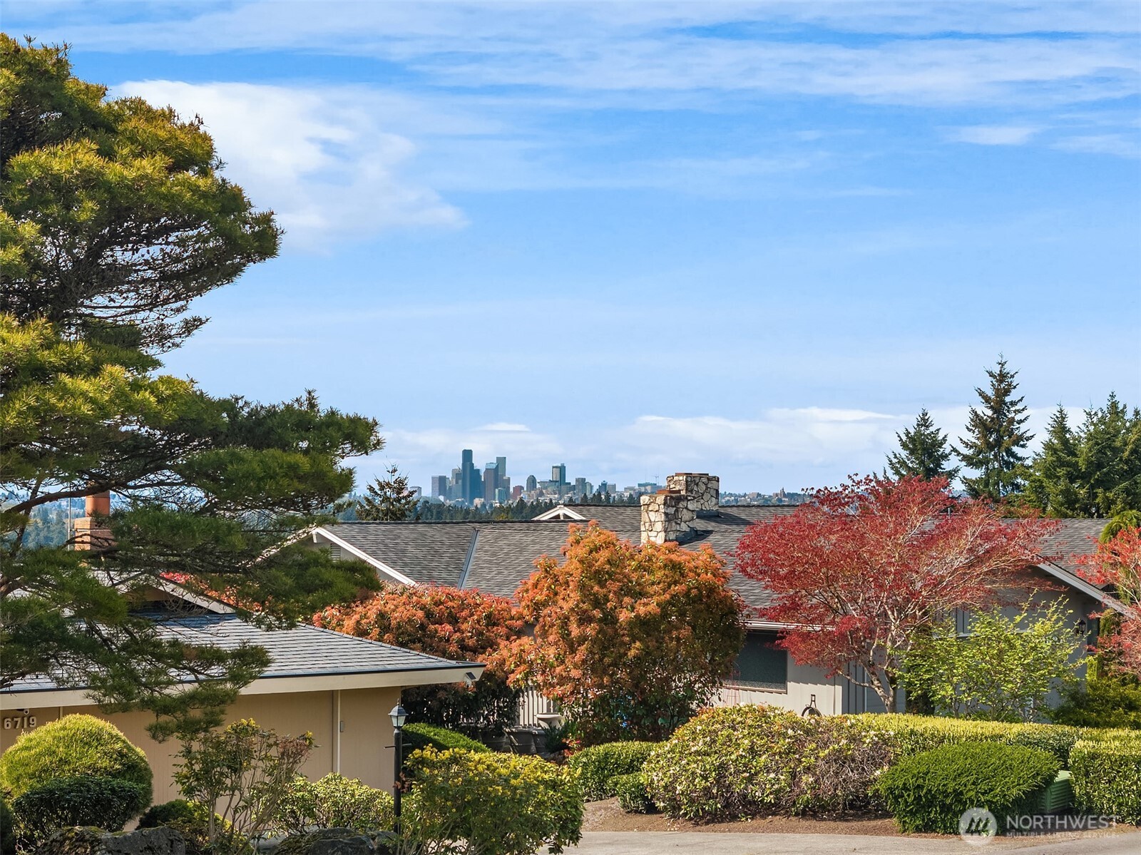 8201 SE 67th Street , Mercer Island, WA 98040