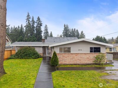 2612 204th St SW Street SW #N, Lynnwood, WA 98036-6946 - Photo 1