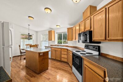 14848 N HWY 101 , Shelton, WA 98584 - Photo 21