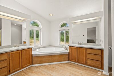14848 N HWY 101 , Shelton, WA 98584 - Photo 28