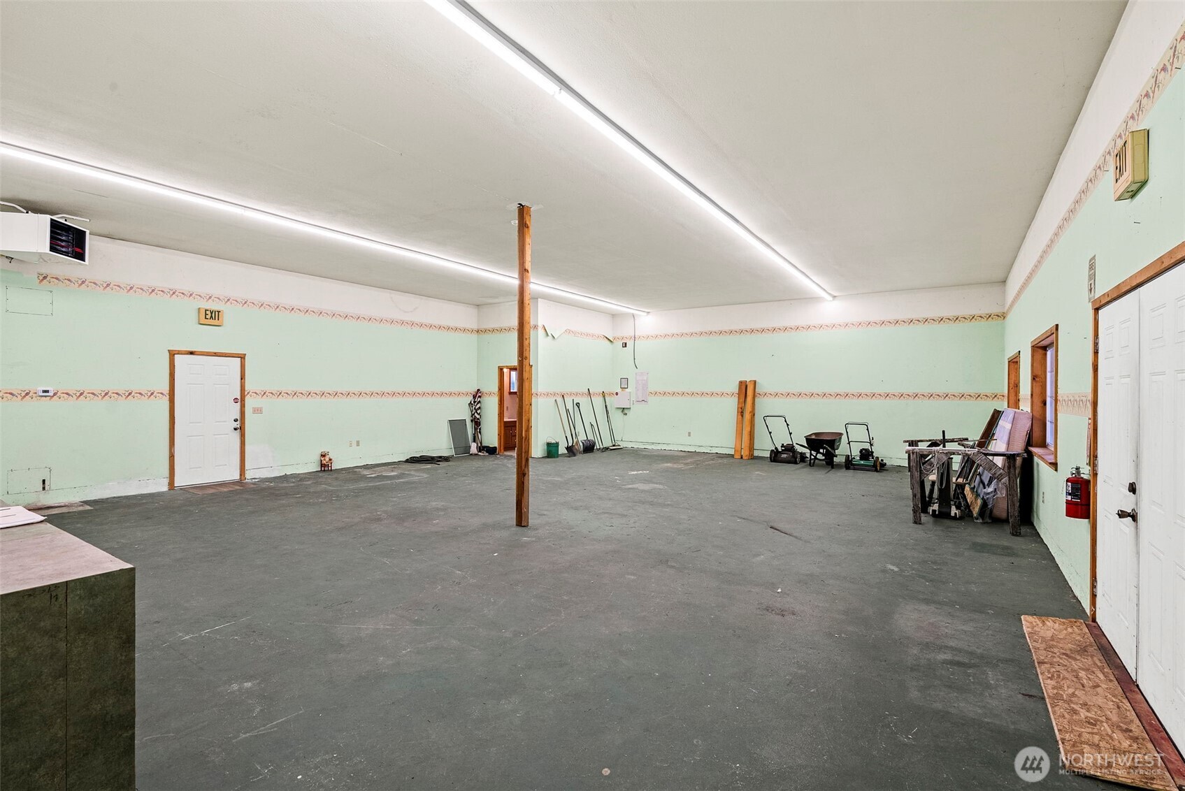 14848 N HWY 101 , Shelton, WA 98584