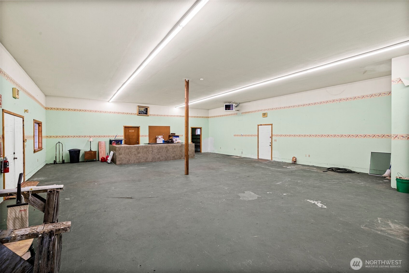 14848 N HWY 101 , Shelton, WA 98584
