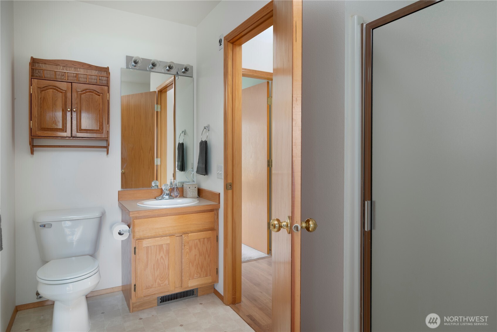 161 W Whidbey Avenue #4, Oak Harbor, WA 98277
