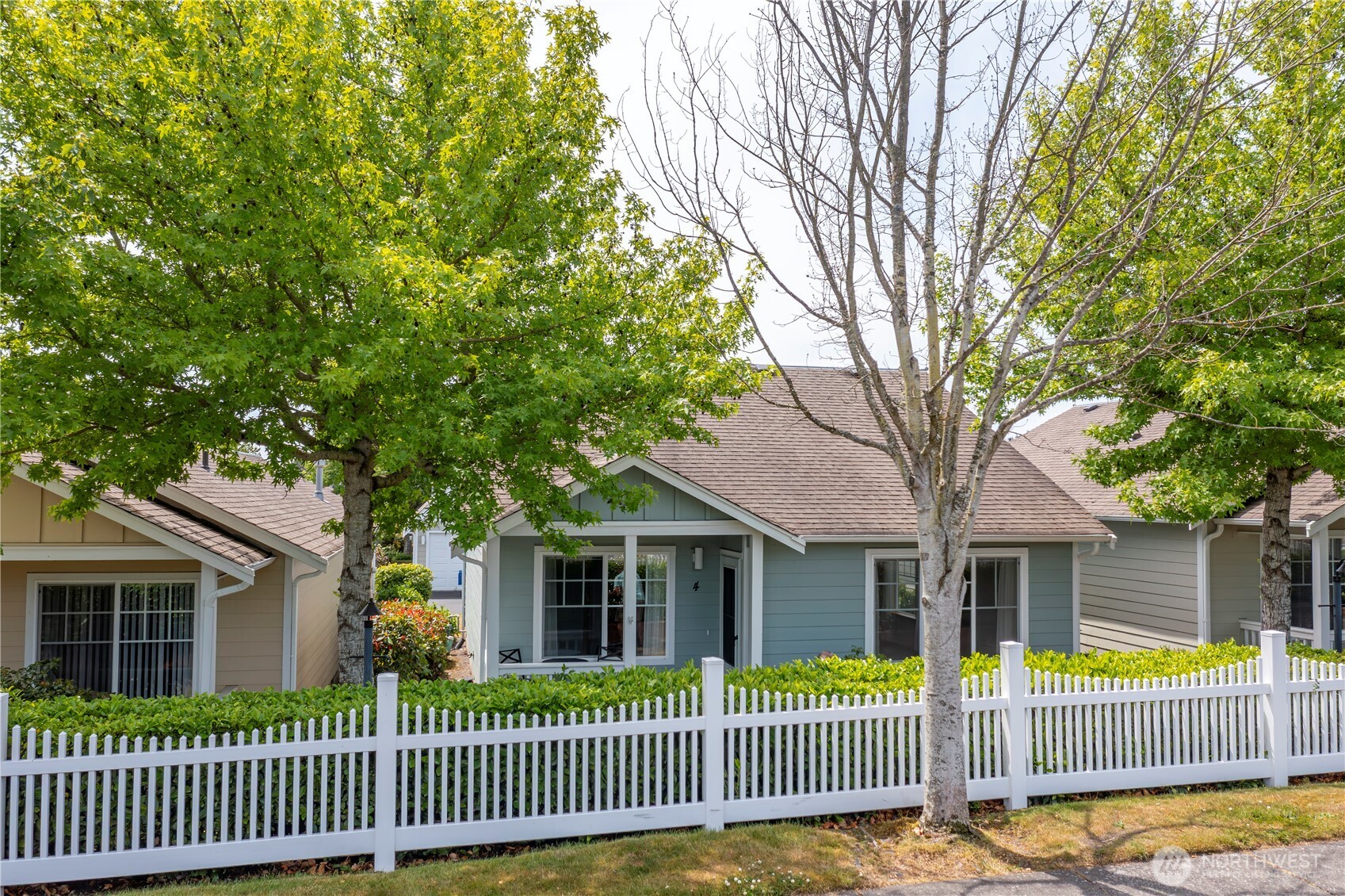 161 W Whidbey Avenue #4, Oak Harbor, WA 98277