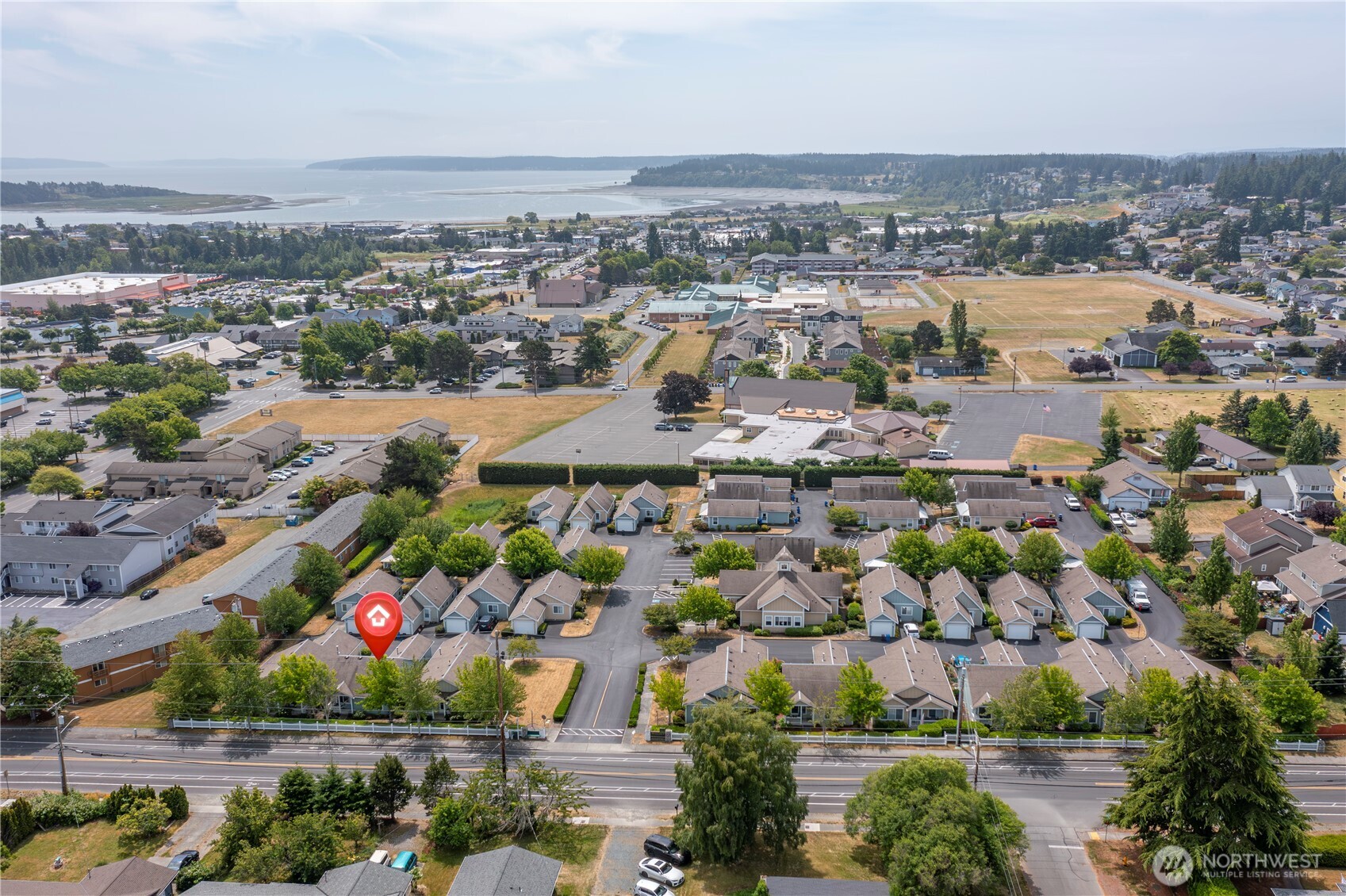 161 W Whidbey Avenue #4, Oak Harbor, WA 98277