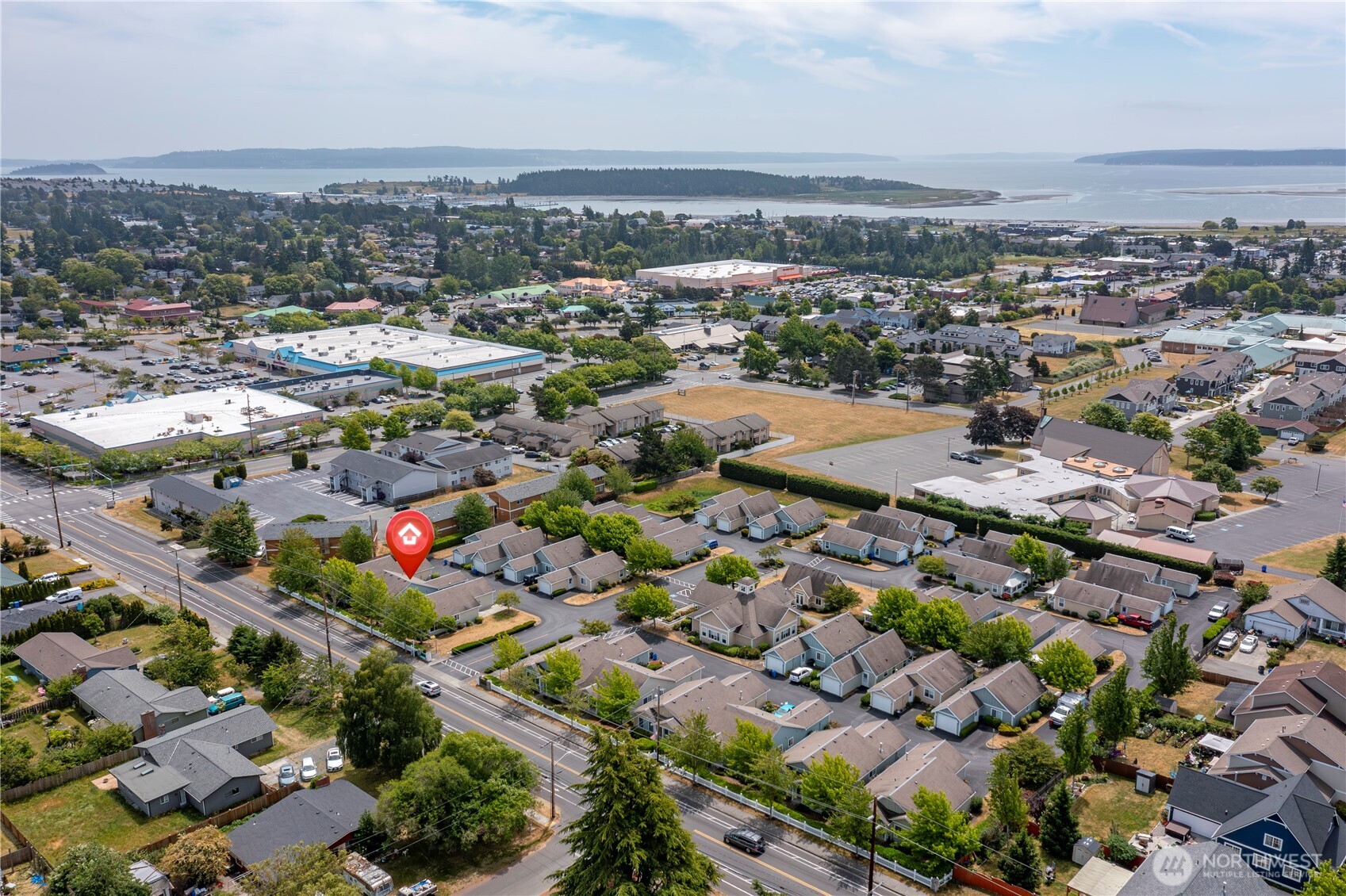161 W Whidbey Avenue #4, Oak Harbor, WA 98277