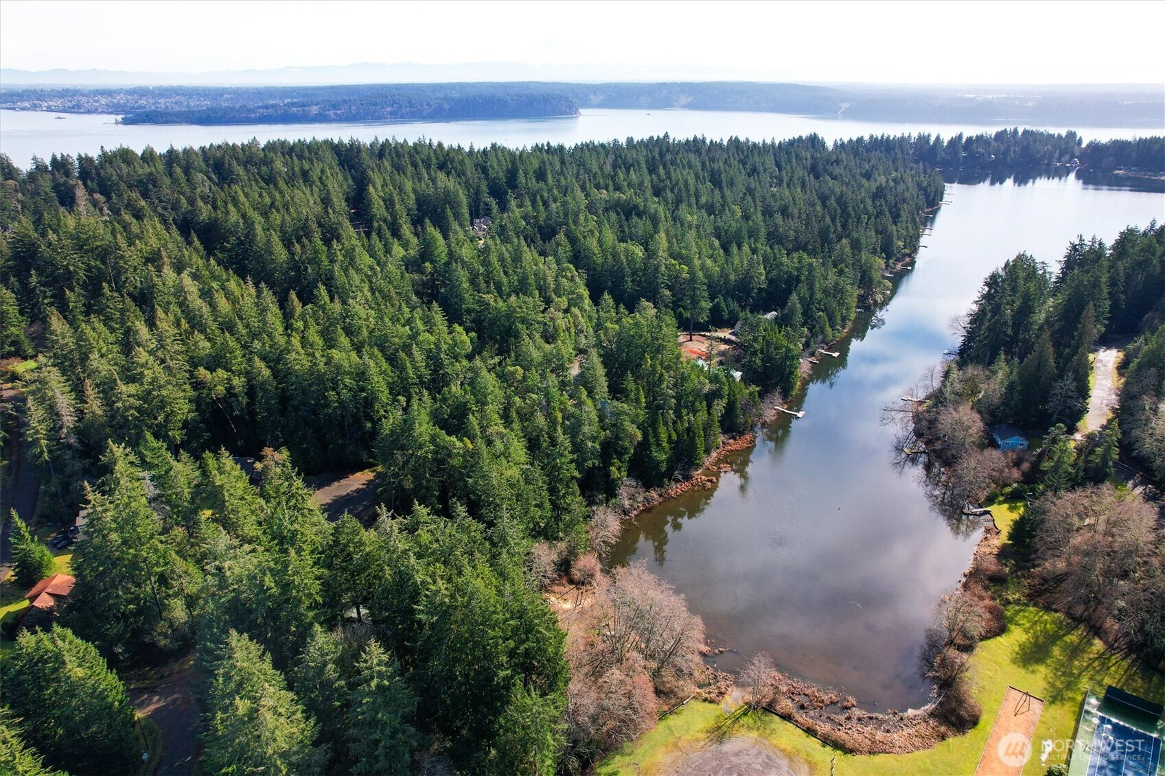 11024 Matthews Way , Anderson Island, WA 98303