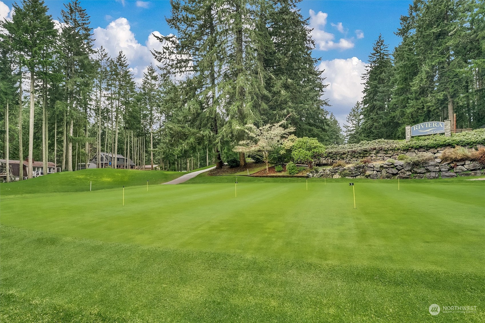 11024 Matthews Way , Anderson Island, WA 98303