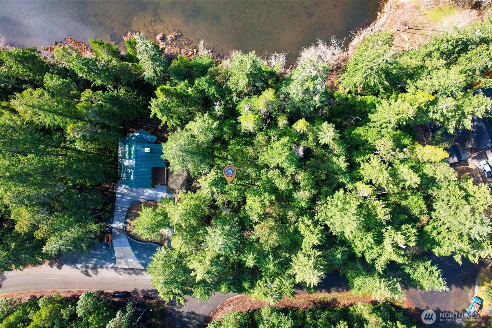 11024 Matthews Way , Anderson Island, WA 98303