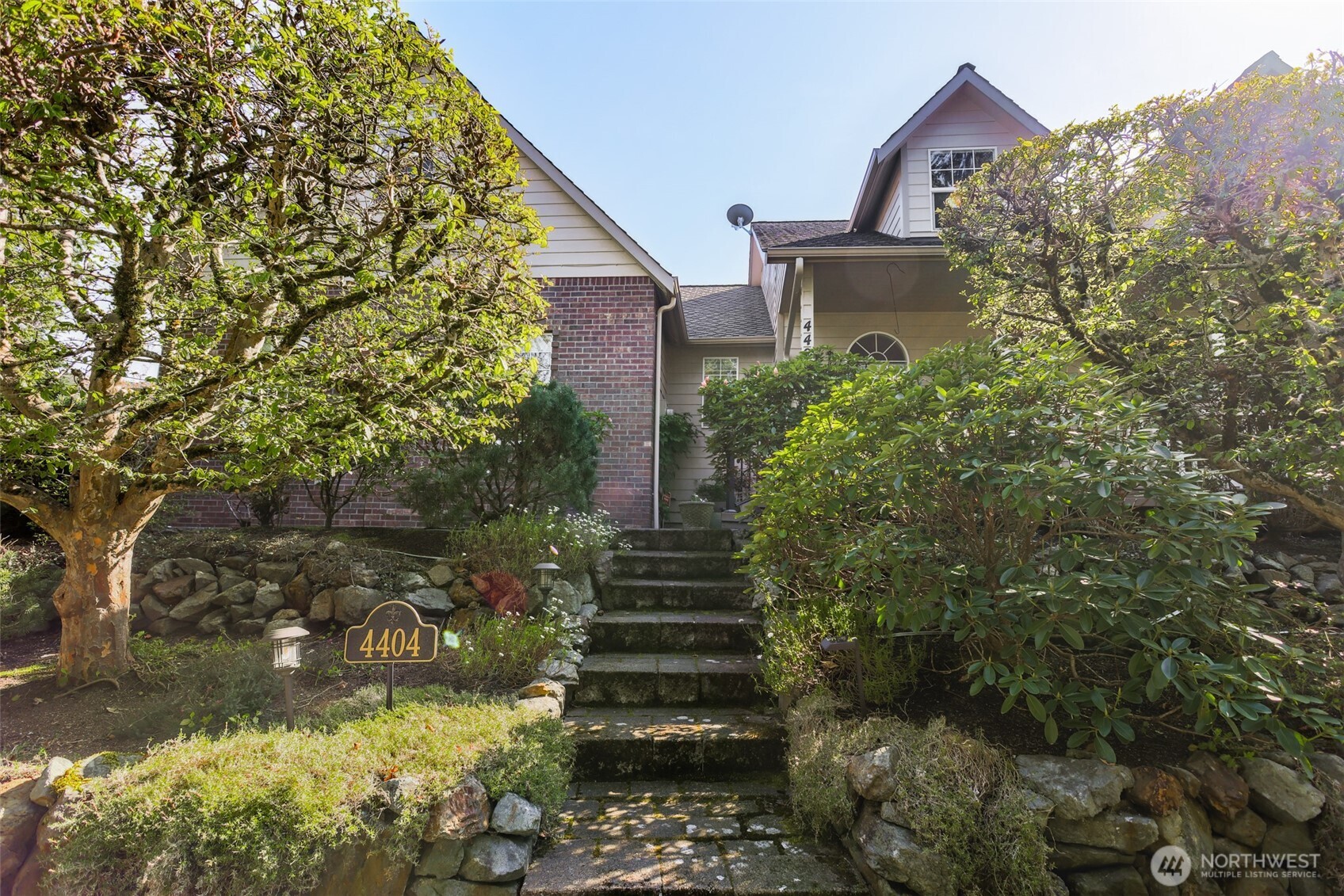 4404 Landmark Drive , Mount Vernon, WA 98274