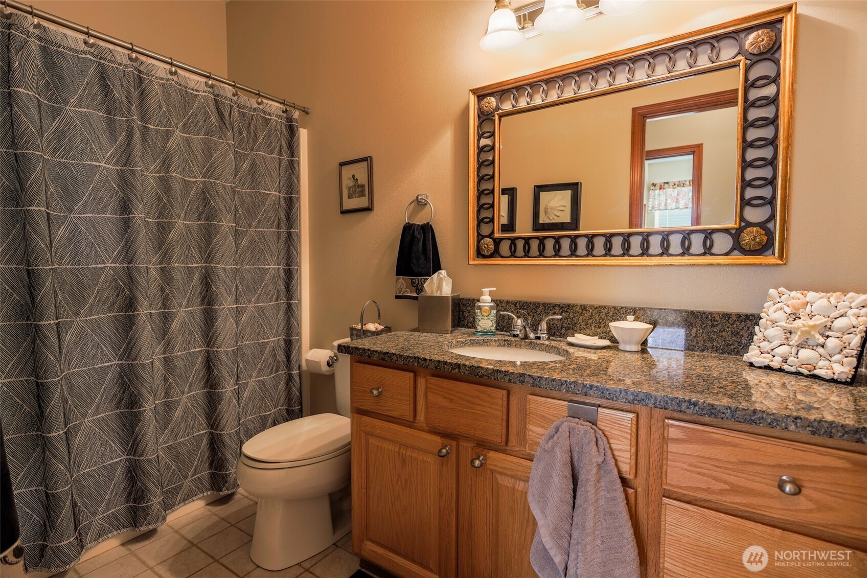 4404 Landmark Drive , Mount Vernon, WA 98274