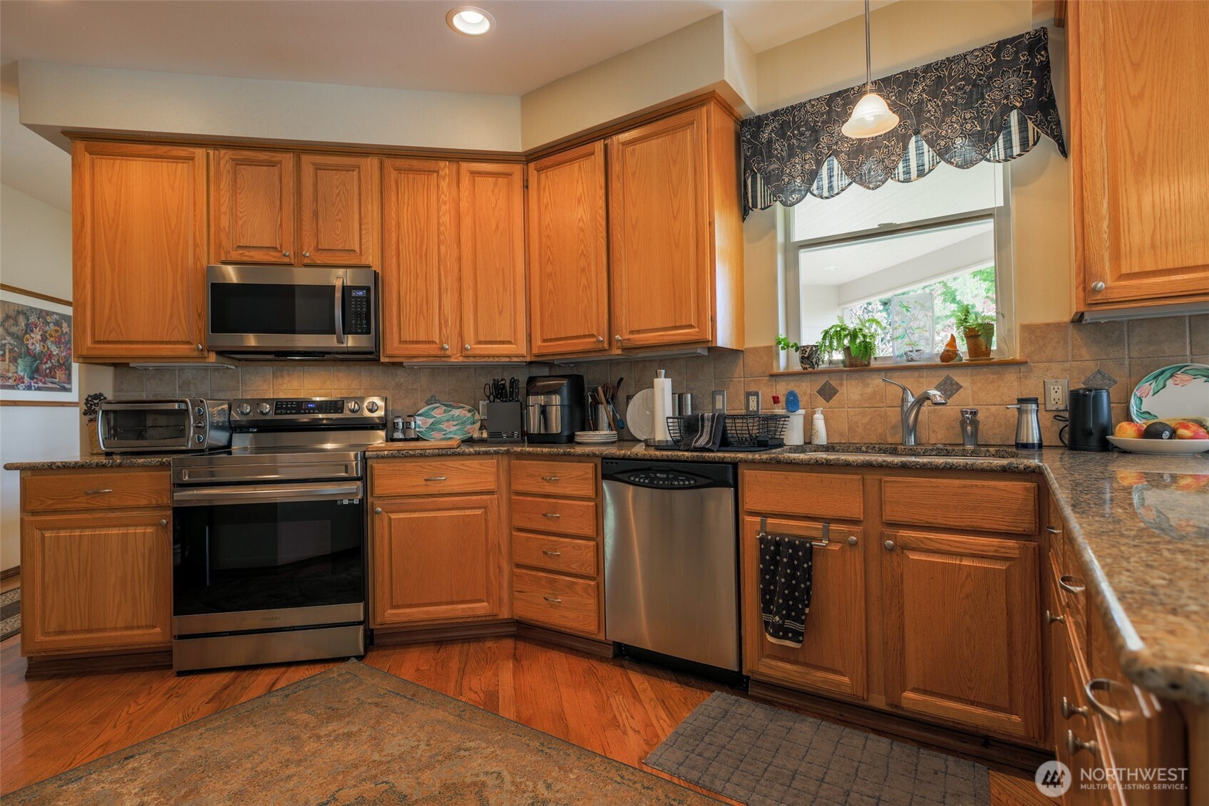 4404 Landmark Drive , Mount Vernon, WA 98274