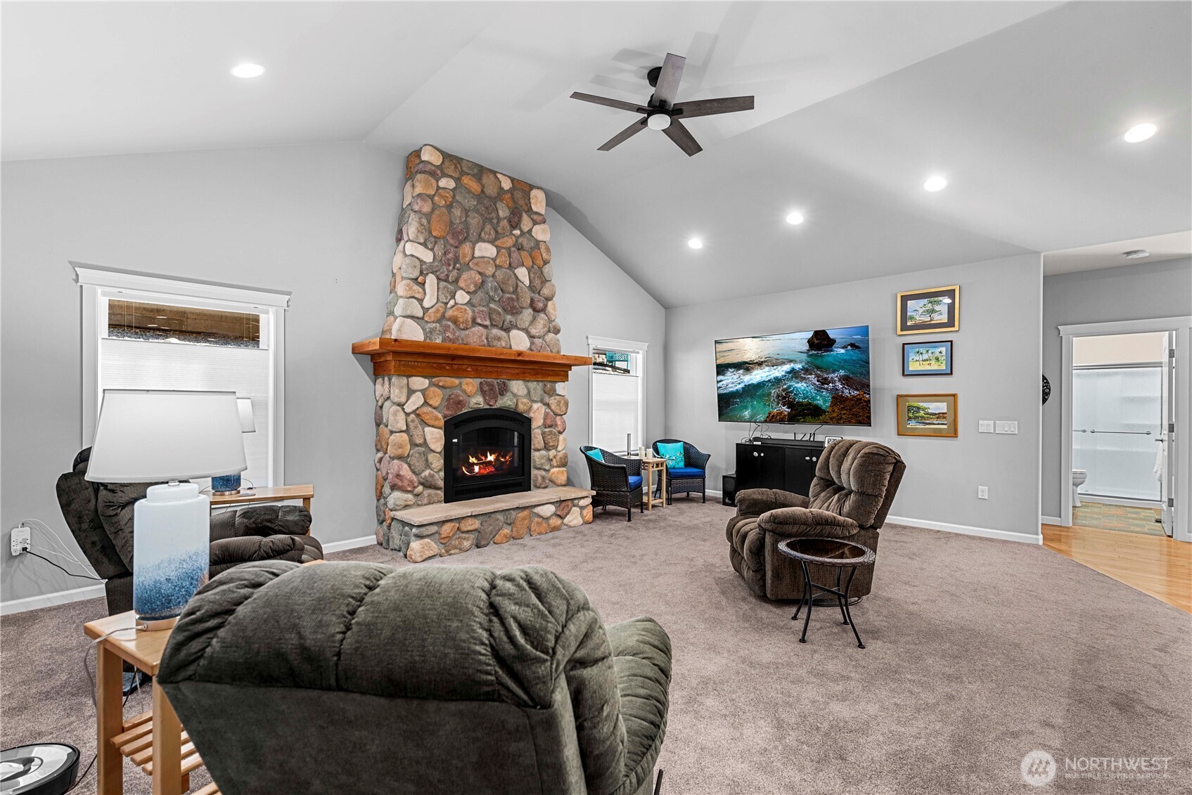 210 Village Drive , Manson, WA 98831
