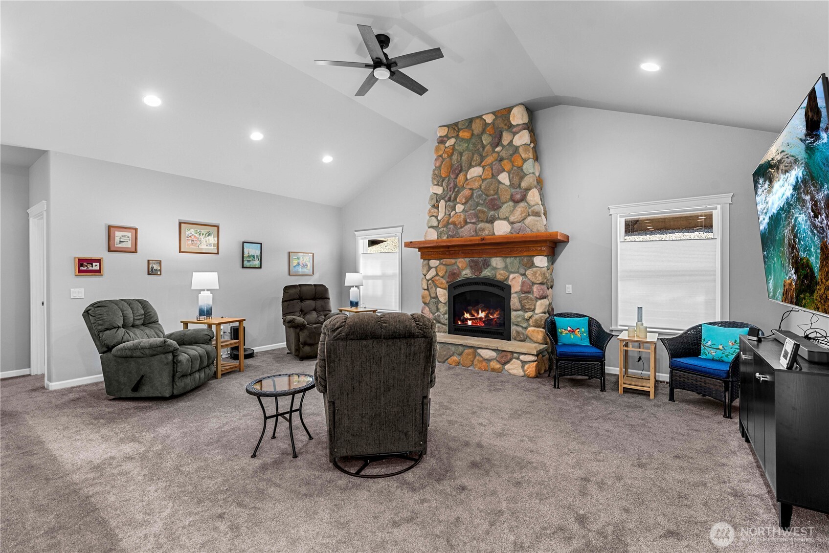 210 Village Drive , Manson, WA 98831