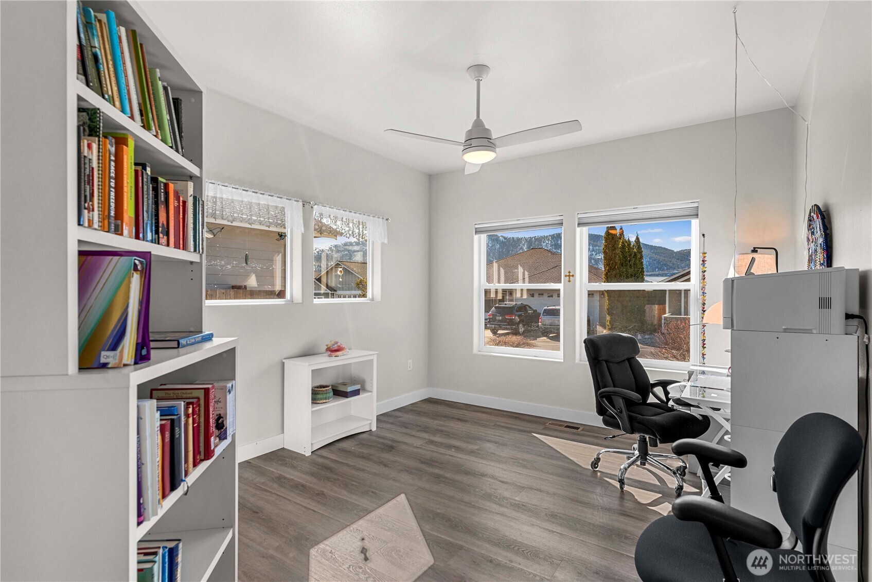 210 Village Drive , Manson, WA 98831