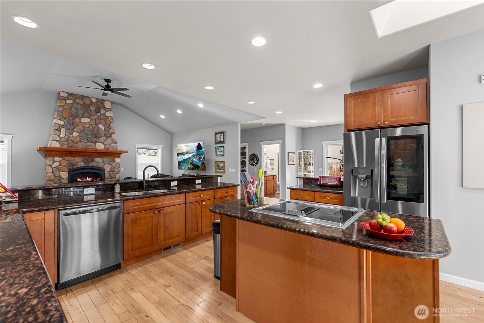 210 Village Drive , Manson, WA 98831