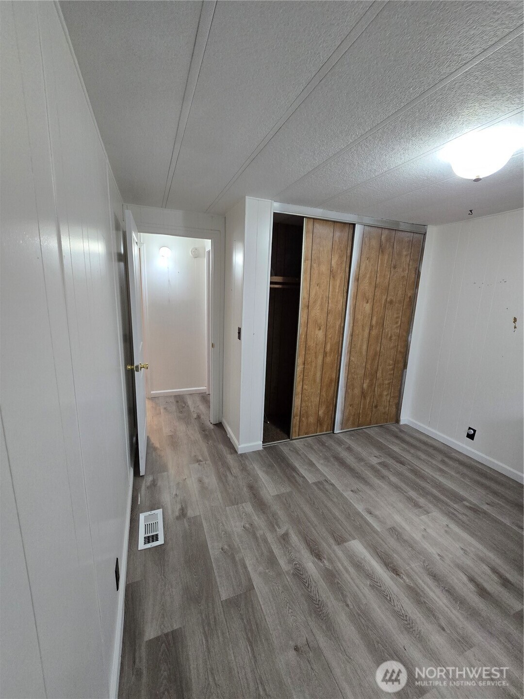 900 29th Street SE #D-9, Auburn, WA 98002