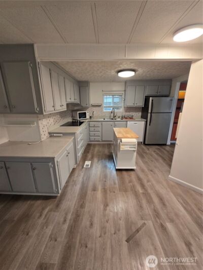 900 29th Street SE #D-9, Auburn, WA 98002 - Photo 3