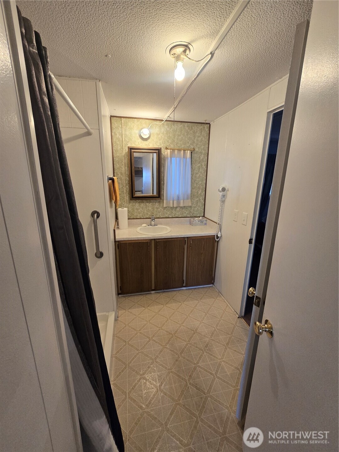 2302 R Street SE #115, Auburn, WA 98002