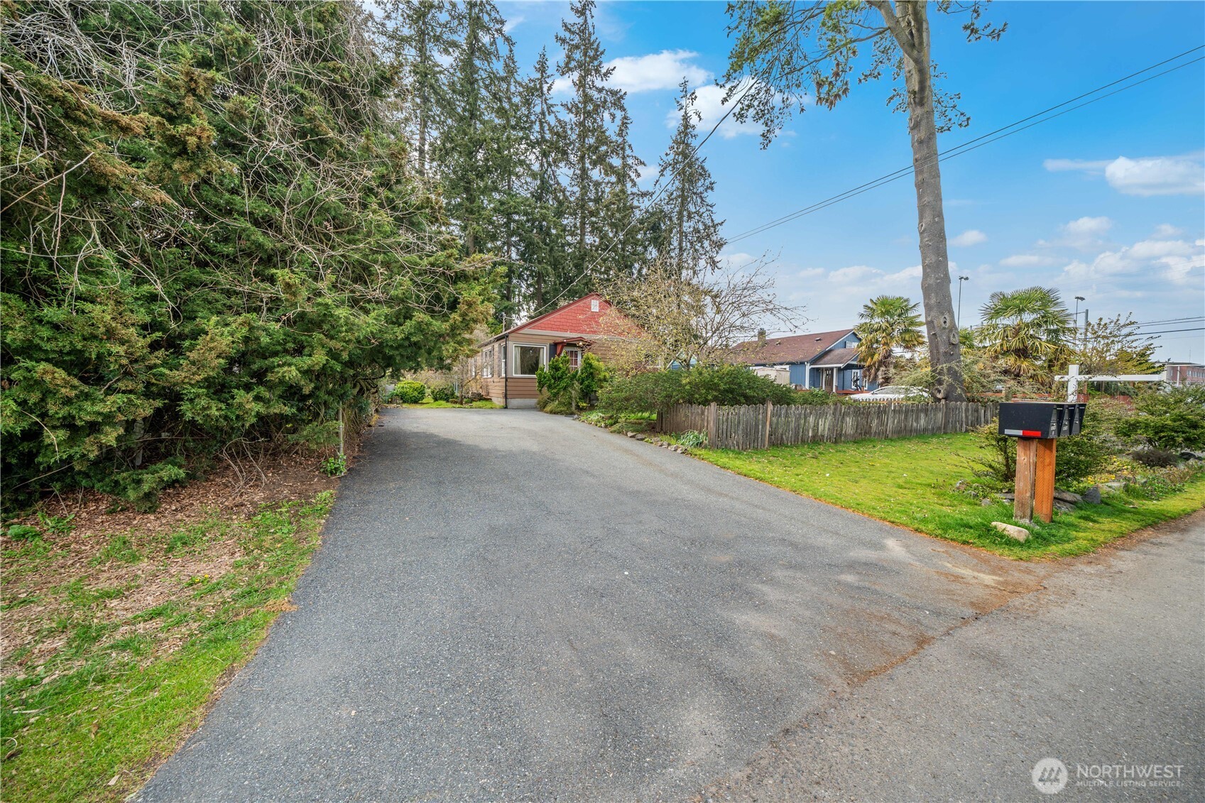 16751 Linden Avenue N, Shoreline, WA 98133