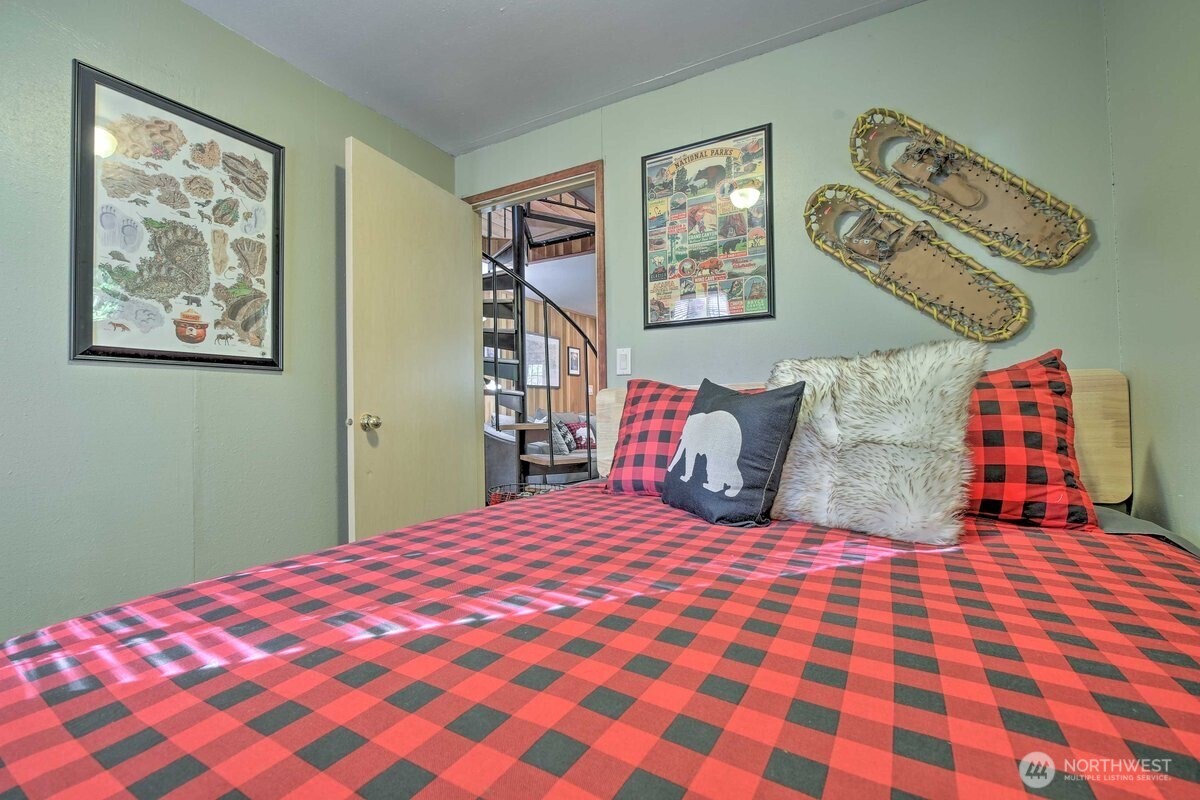 124 Aspen Lane , Packwood, WA 98361