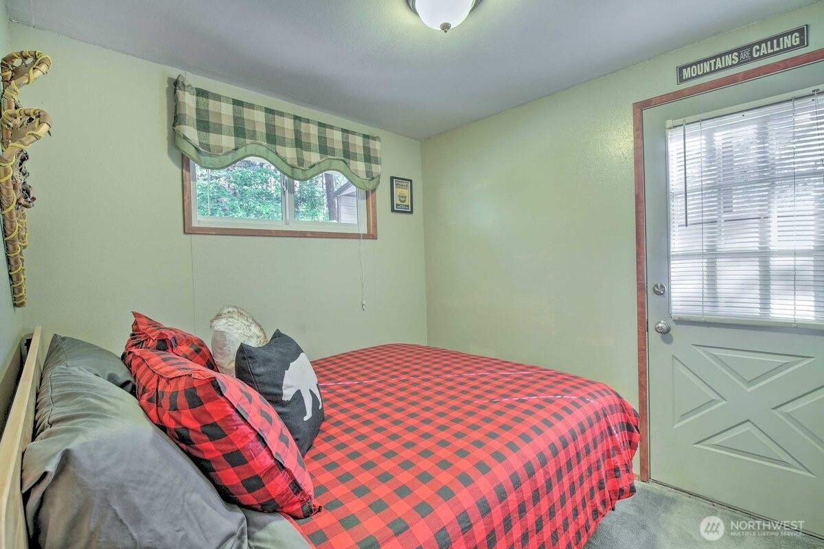 124 Aspen Lane , Packwood, WA 98361