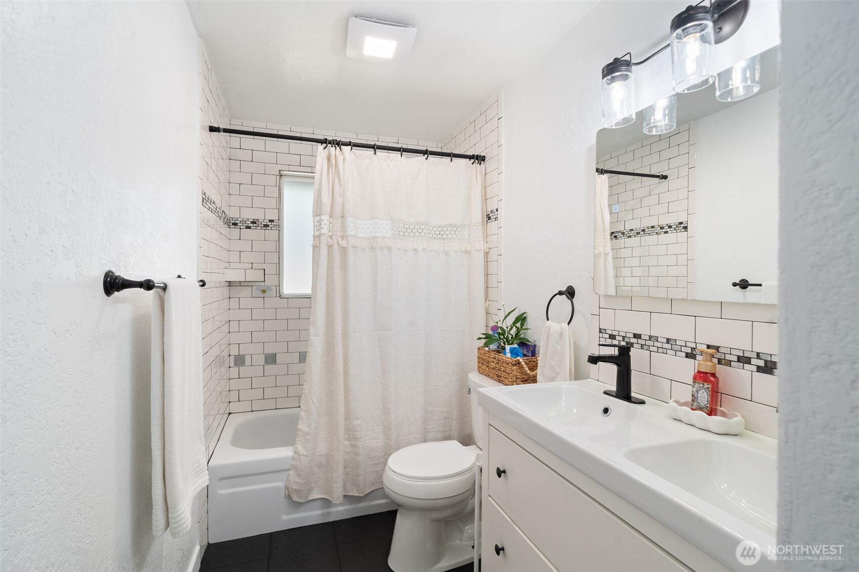 20 E Oak Place , Shelton, WA 98584