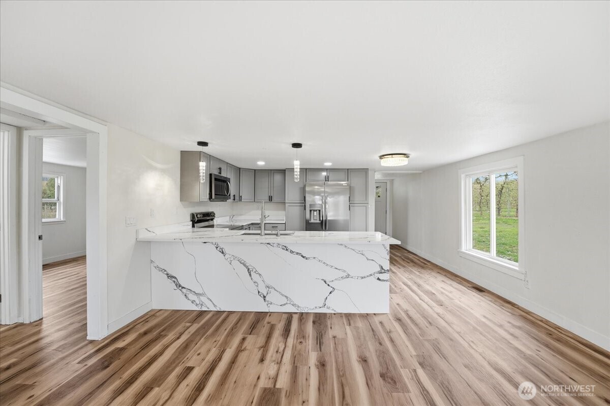 293 Barkley Road , Manson, WA 98831