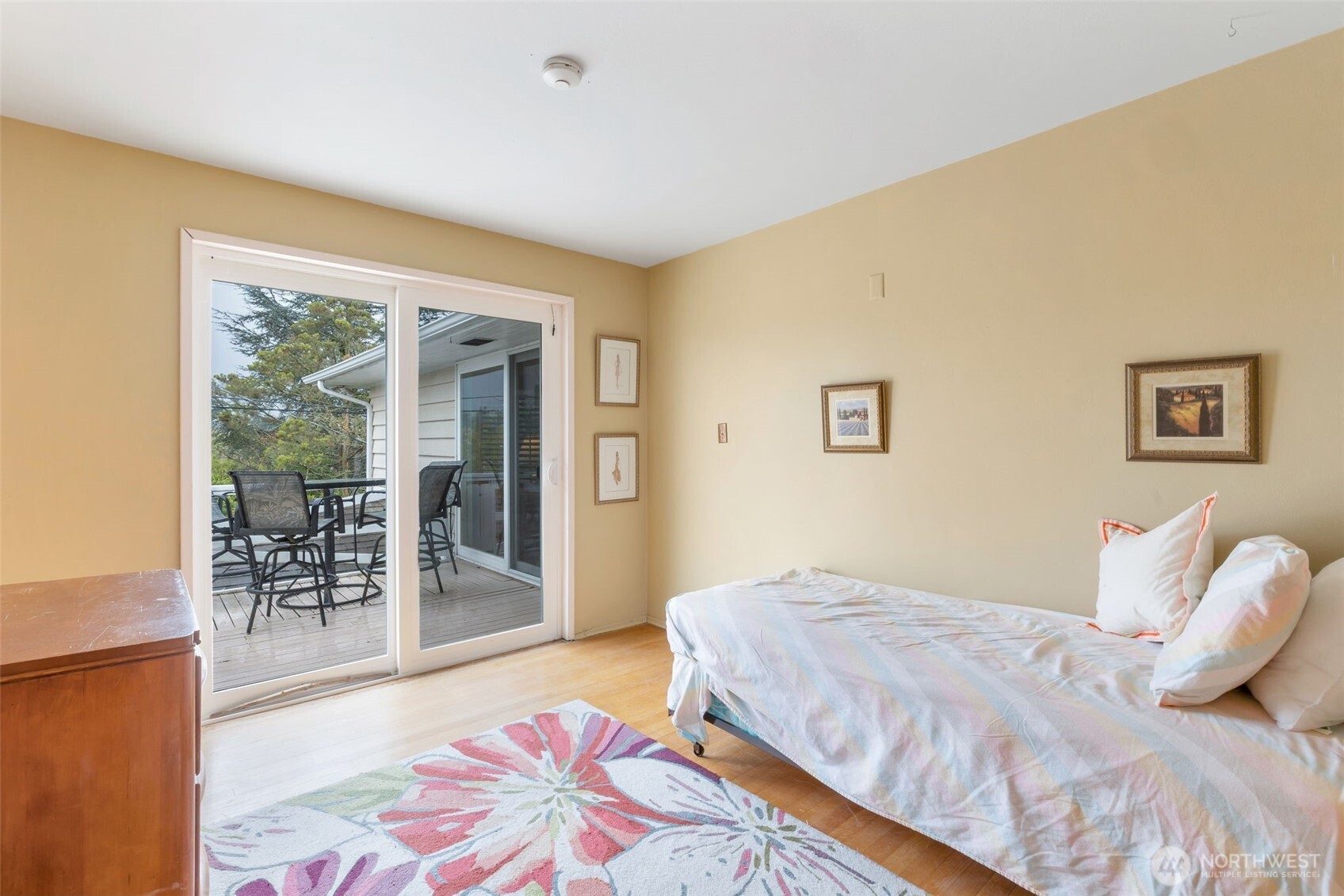 10520 11th Avenue NW, Seattle, WA 98177-5206