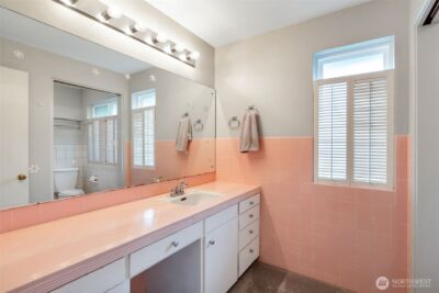 10520 11th Avenue NW, Seattle, WA 98177-5206 - Photo 20