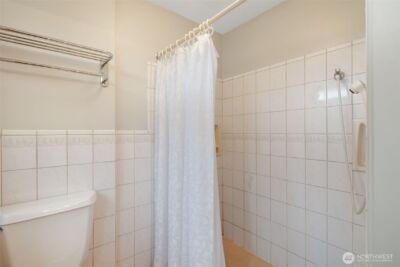10520 11th Avenue NW, Seattle, WA 98177-5206 - Photo 21