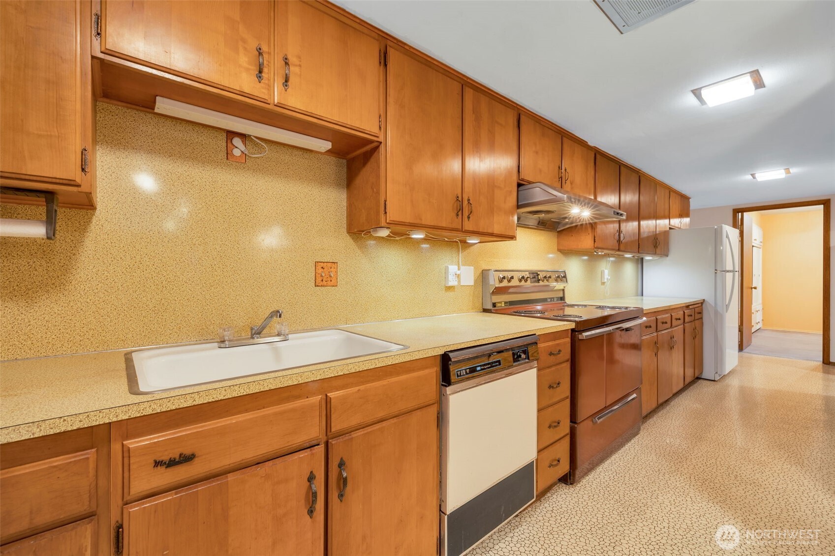 10520 11th Avenue NW, Seattle, WA 98177-5206