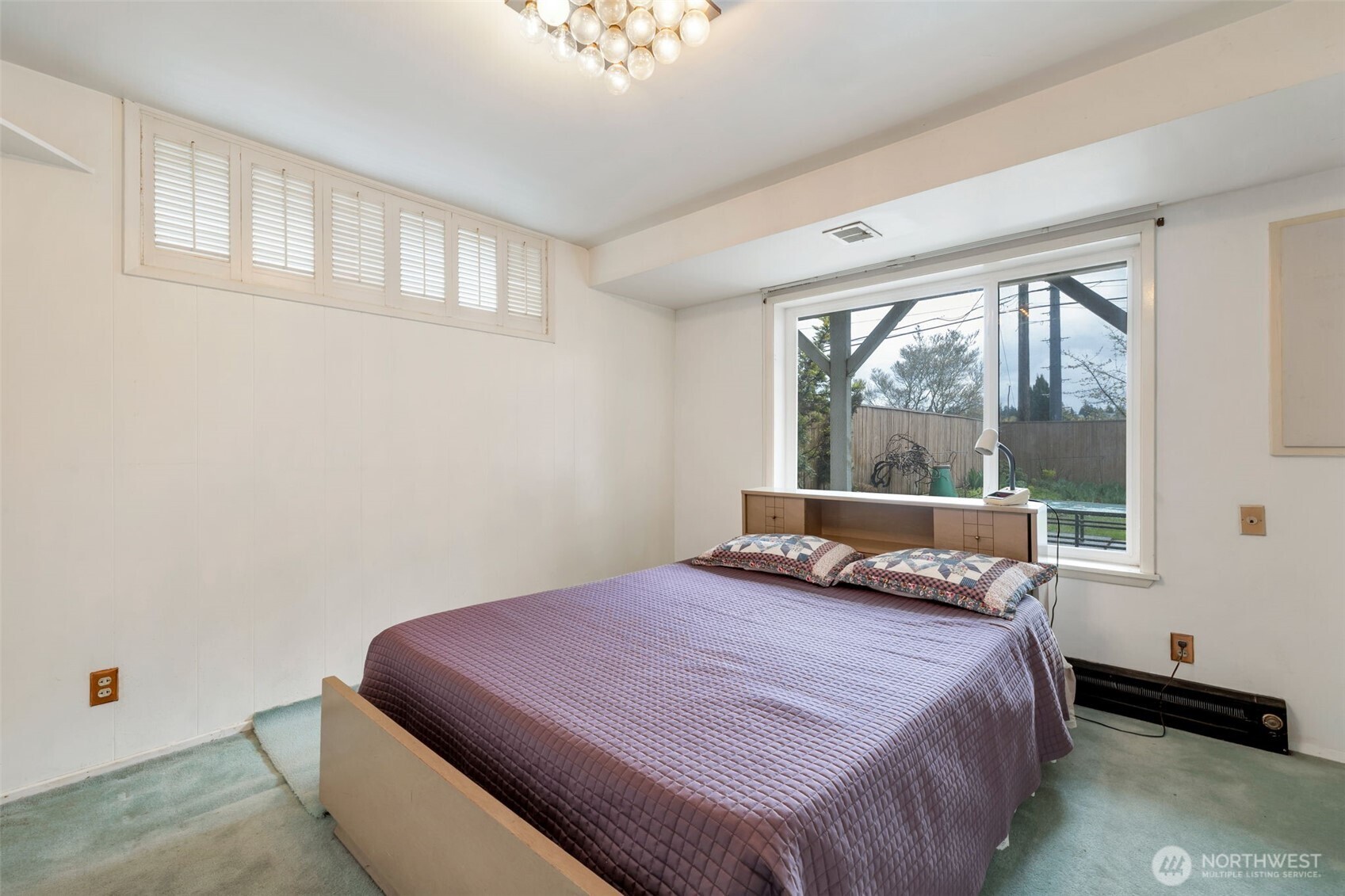10520 11th Avenue NW, Seattle, WA 98177-5206