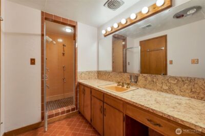 10520 11th Avenue NW, Seattle, WA 98177-5206 - Photo 33