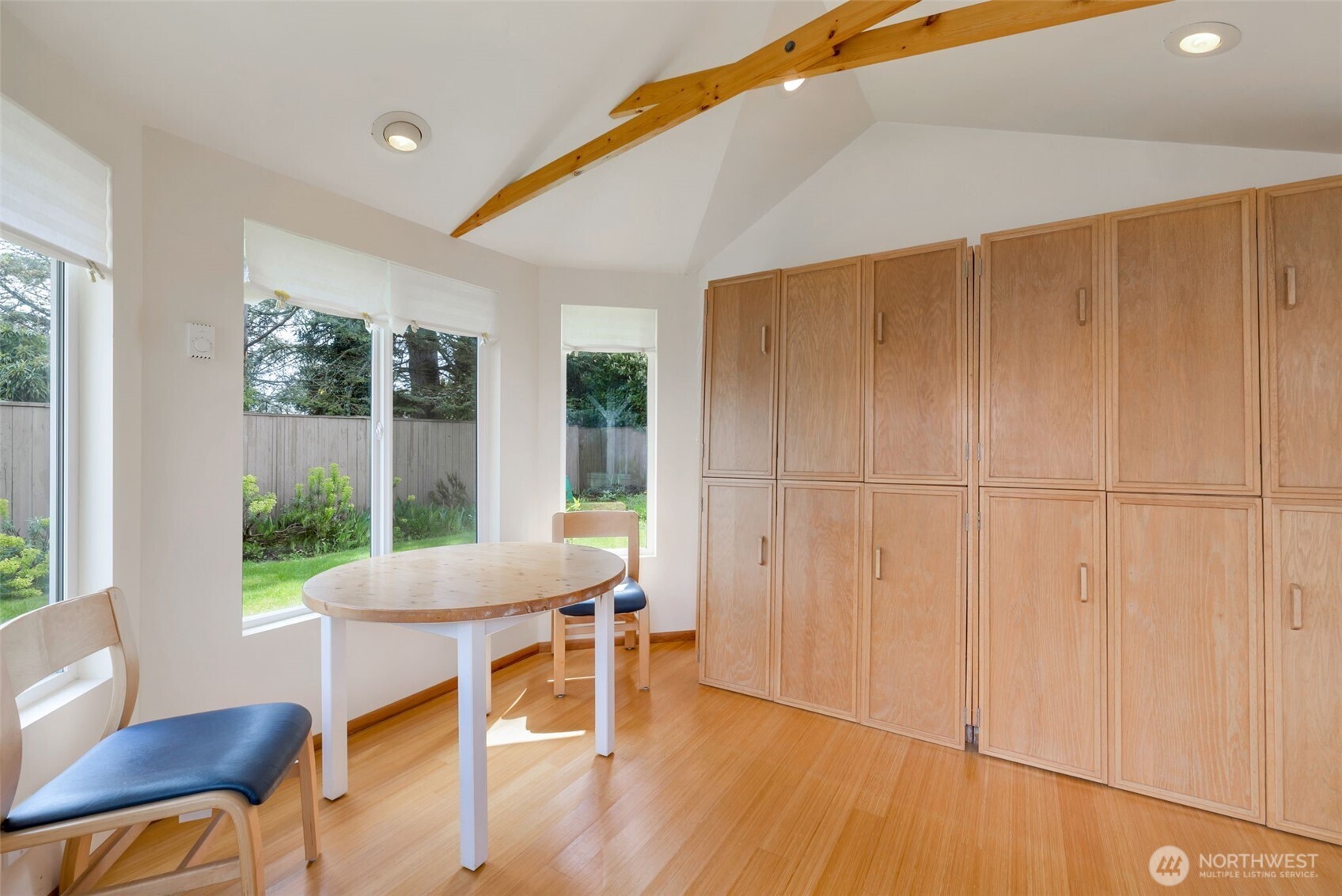 10520 11th Avenue NW, Seattle, WA 98177-5206