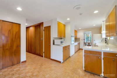 10520 11th Avenue NW, Seattle, WA 98177-5206 - Photo 7