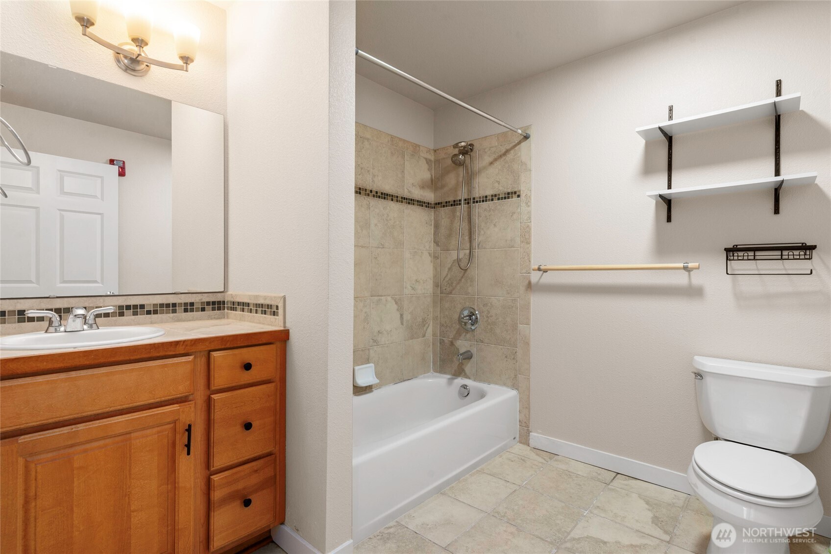 13421 97th Avenue E #104, Puyallup, WA 98373