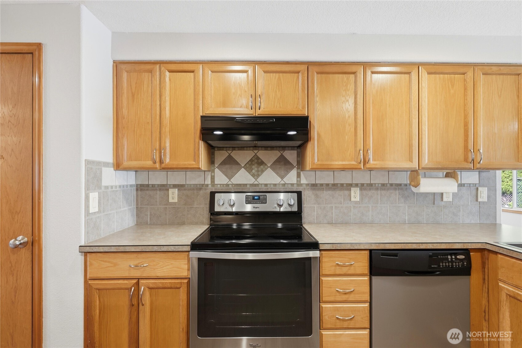 111 Mission Road , Kelso, WA 98626