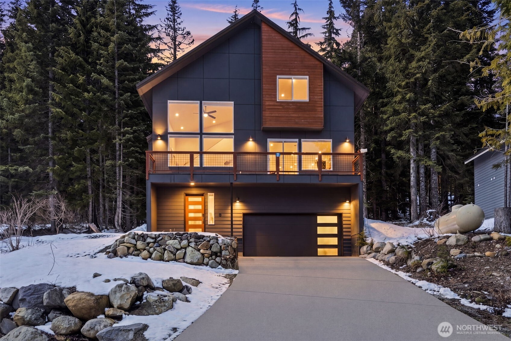 21 Arlberg Place , Snoqualmie Pass, WA 98068