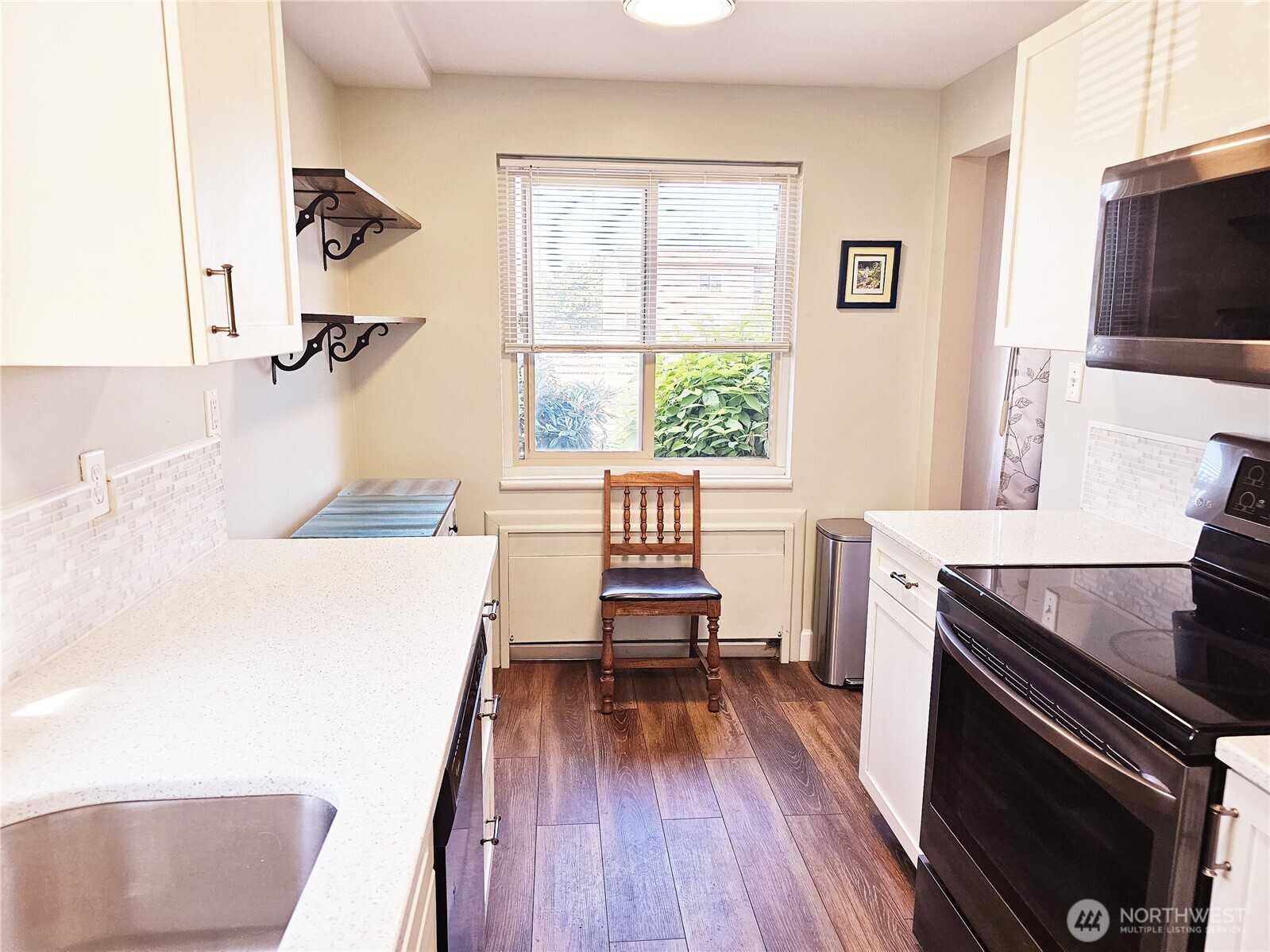 901 N Forest Street #109, Bellingham, WA 98225