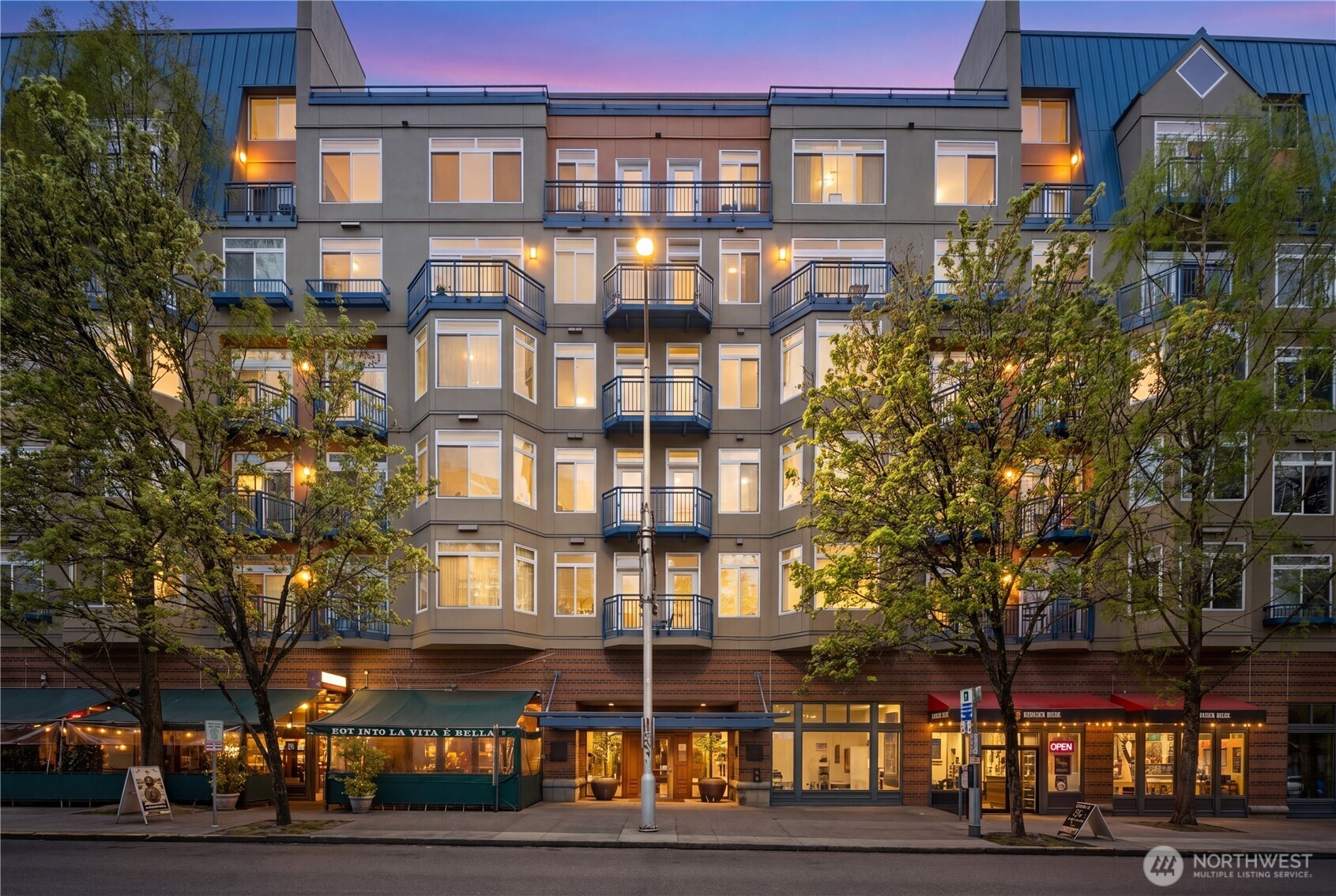 2415 2nd Avenue #349, Seattle, WA 98121