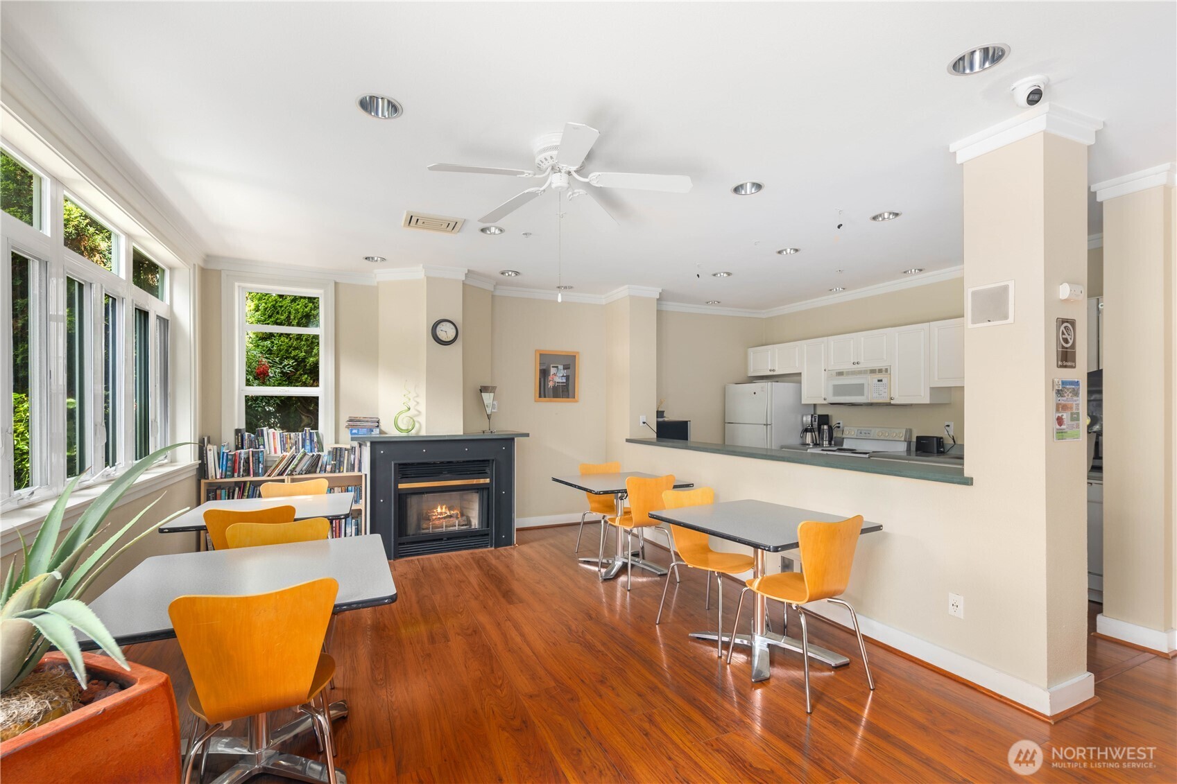 2415 2nd Avenue #349, Seattle, WA 98121