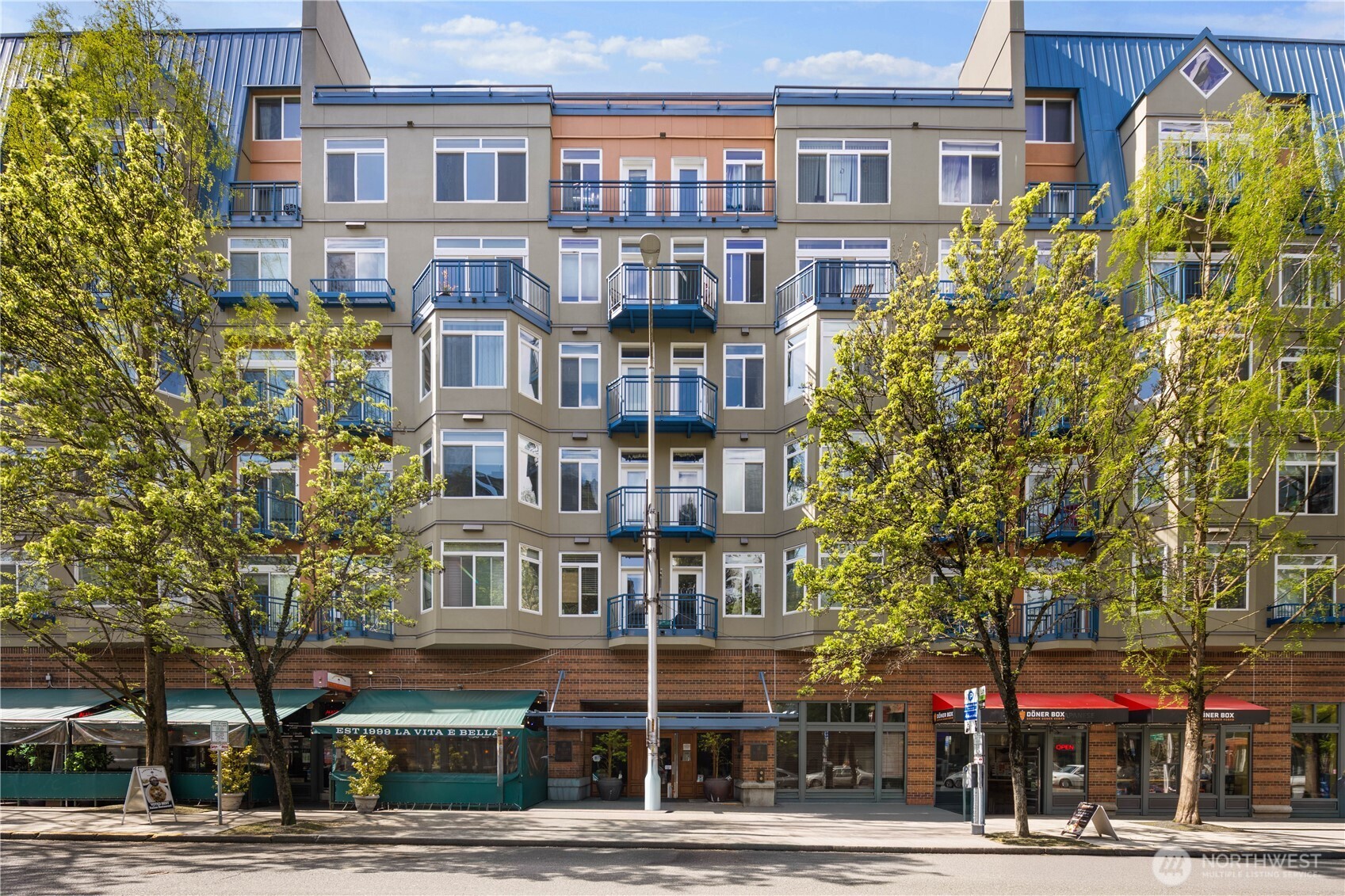 2415 2nd Avenue #349, Seattle, WA 98121