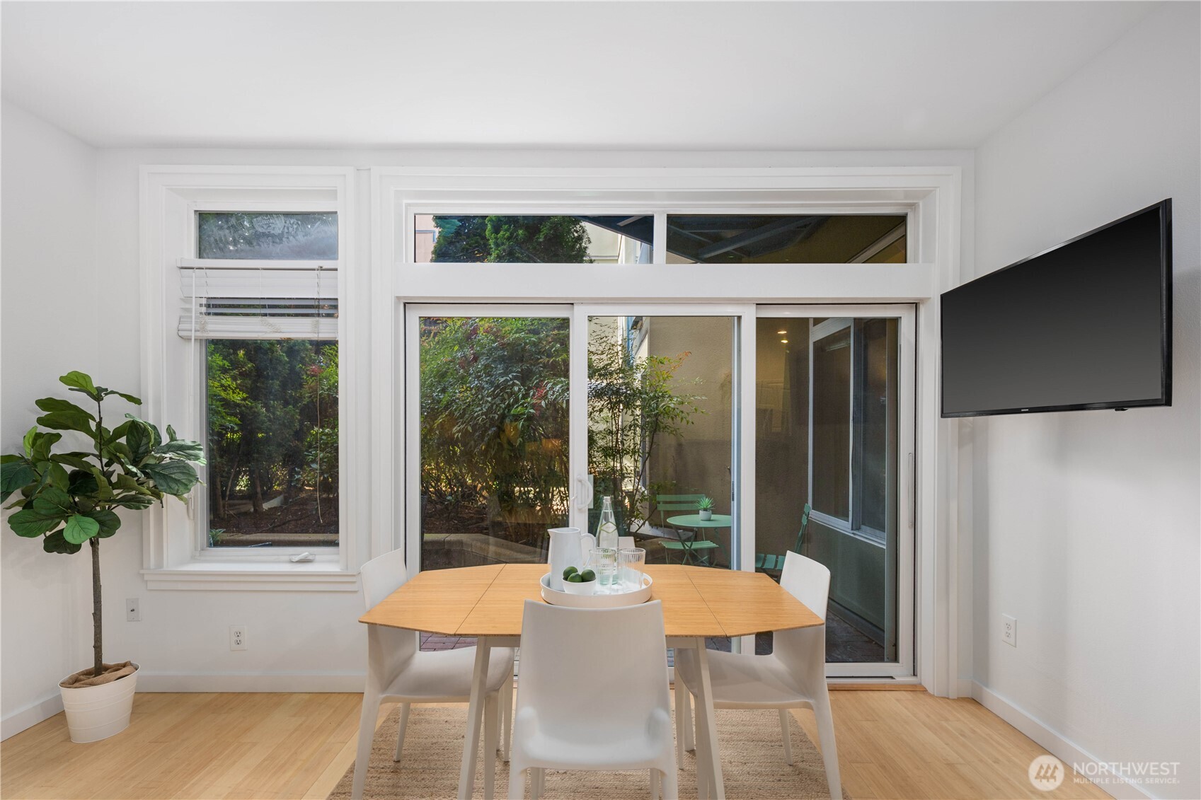 2415 2nd Avenue #349, Seattle, WA 98121