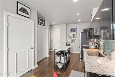 1085 103rd Avenue NE #311, Bellevue, WA 98004 - Photo 5