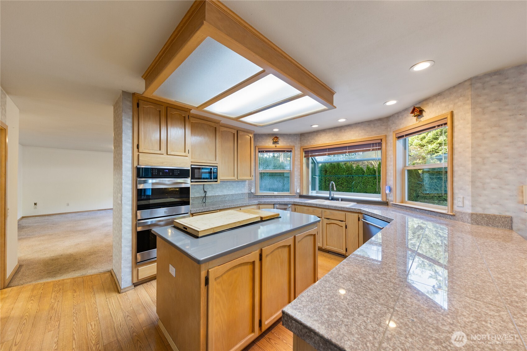 2115 Fairway Lane , Oak Harbor, WA 98277-7117