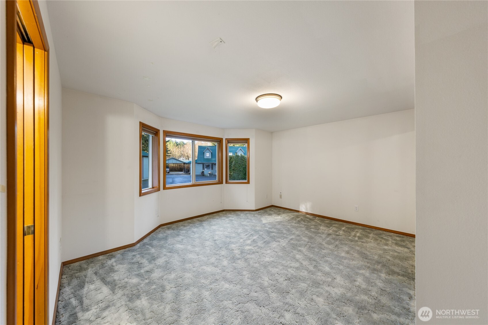 2115 Fairway Lane , Oak Harbor, WA 98277-7117