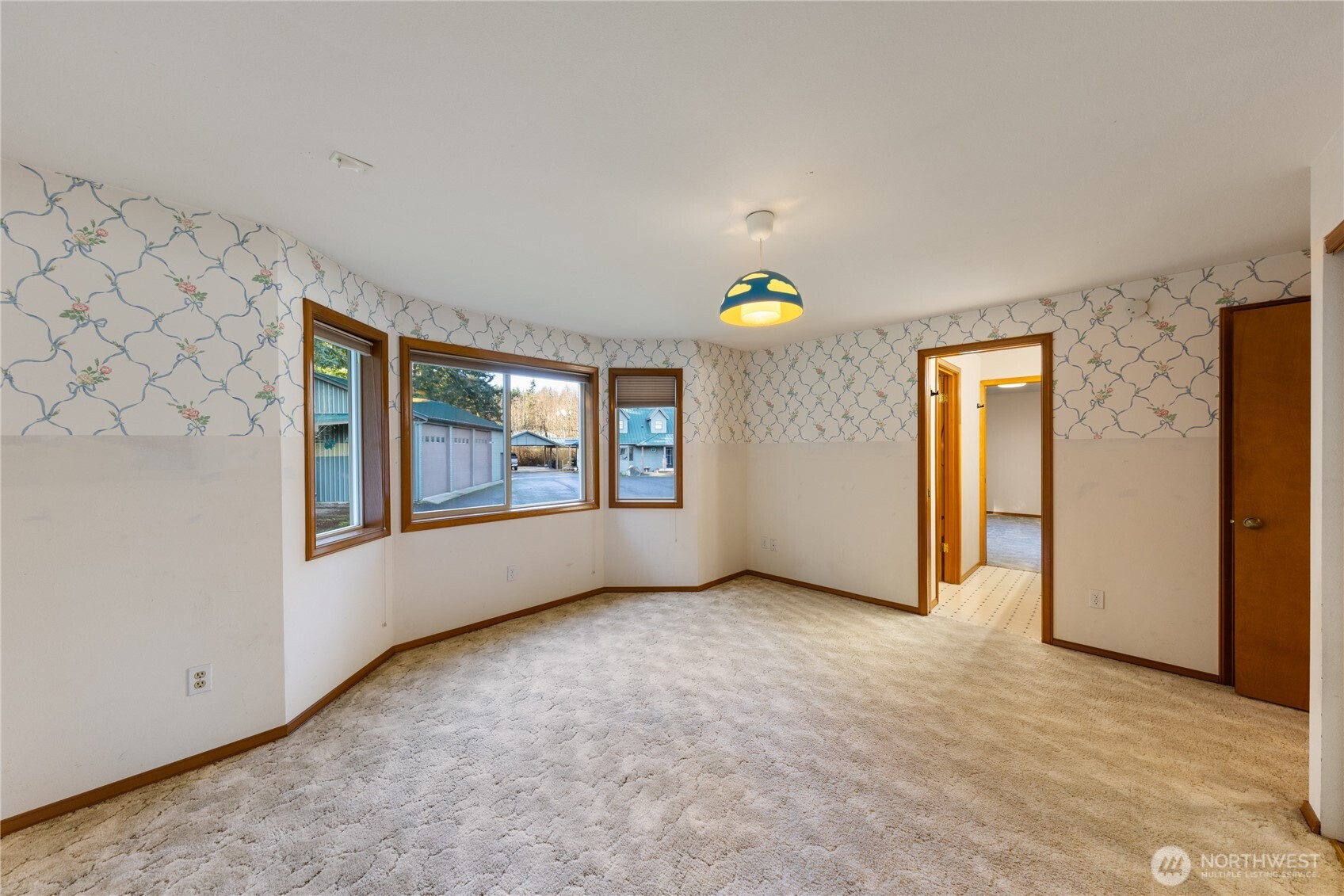 2115 Fairway Lane , Oak Harbor, WA 98277-7117