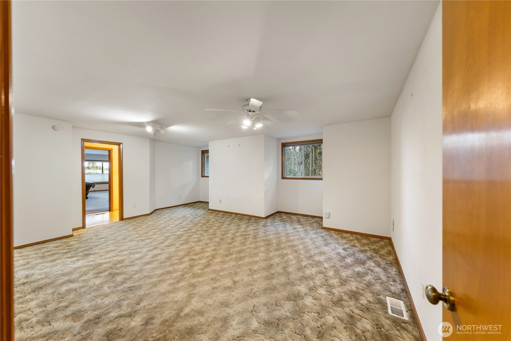 2115 Fairway Lane , Oak Harbor, WA 98277-7117